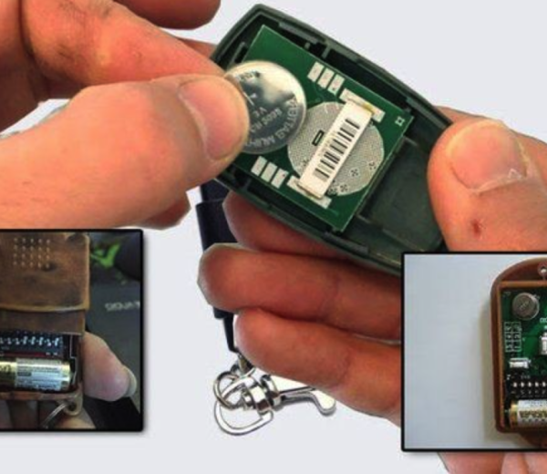 THAY PIN REMOTE CỬA CUỐN