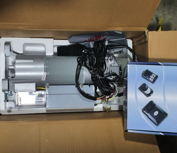 THAY MOTOR CỬA CUỐN