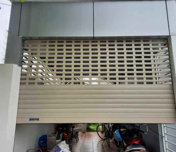 Làm thế nào để đóng mở cửa cuốn khi mất điện